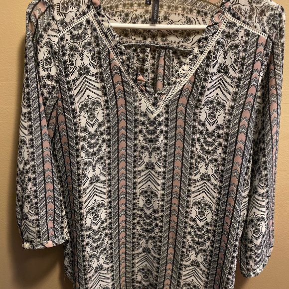 Multi color blouse - Picture 1 of 3